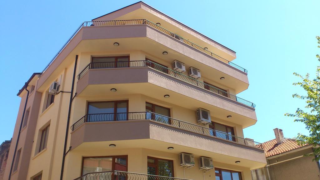 Stamatovi Family Hotel Pomorie Esterno foto